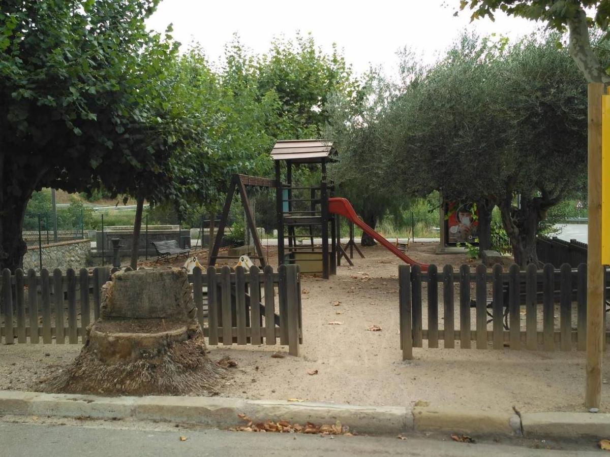 דירות Apartamento En Terrades, Emporda מראה חיצוני תמונה